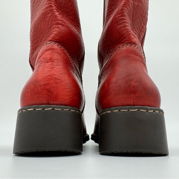 Born Genuine Leather Red Western Tall Cowgirl Boots Size 7.5 - Picture 5 of 13